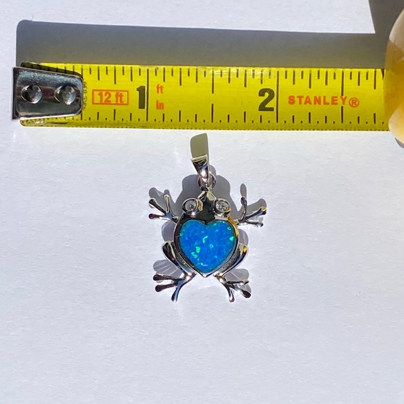 NWOT 925 sterling silver opal frog pendant 🐸 - Picture 12 of 13